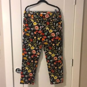 Ann Taylor LOFT Black Floral Riviera-Style Pants